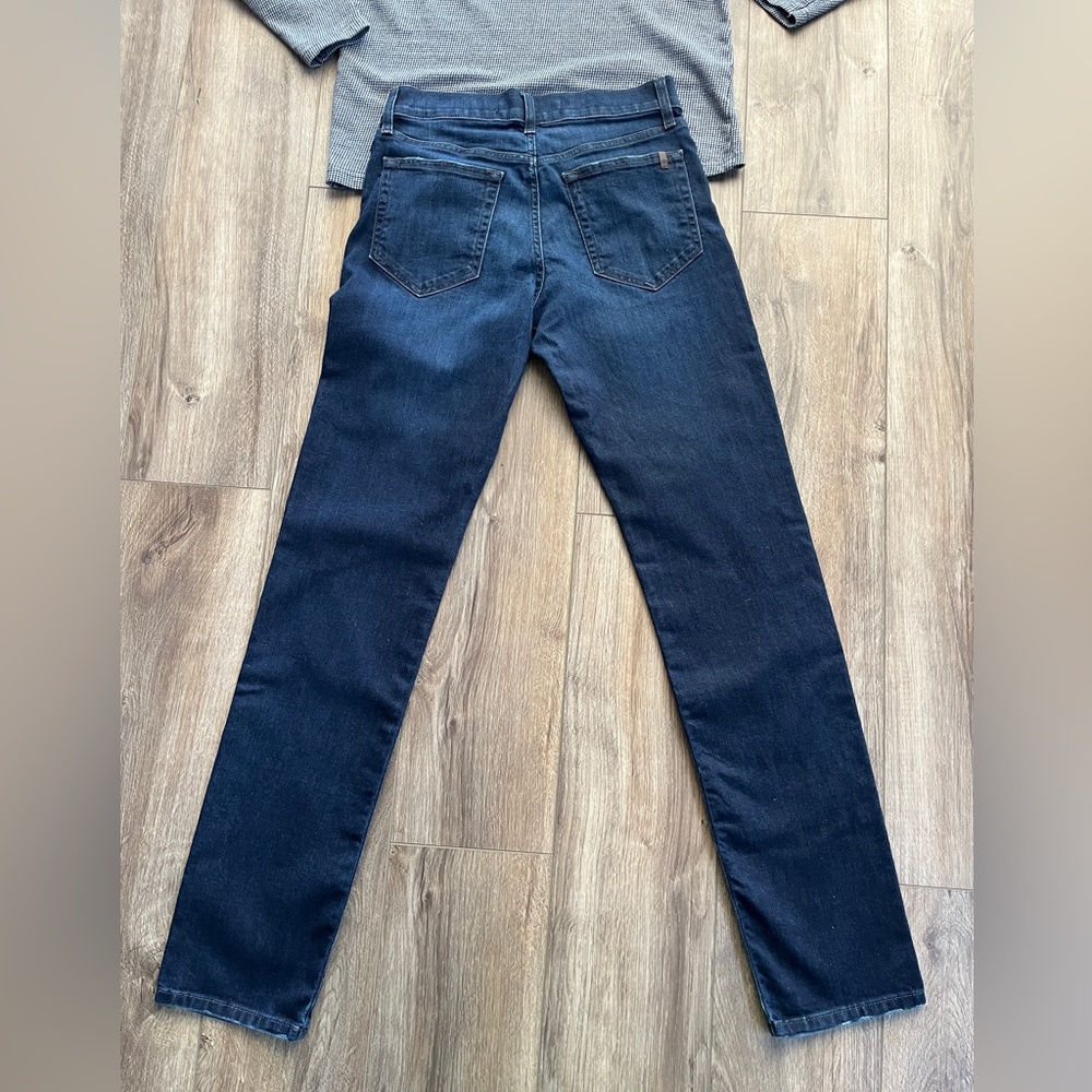 Nearly New Joe’s Brixton Jeans - Picture 3 of 4